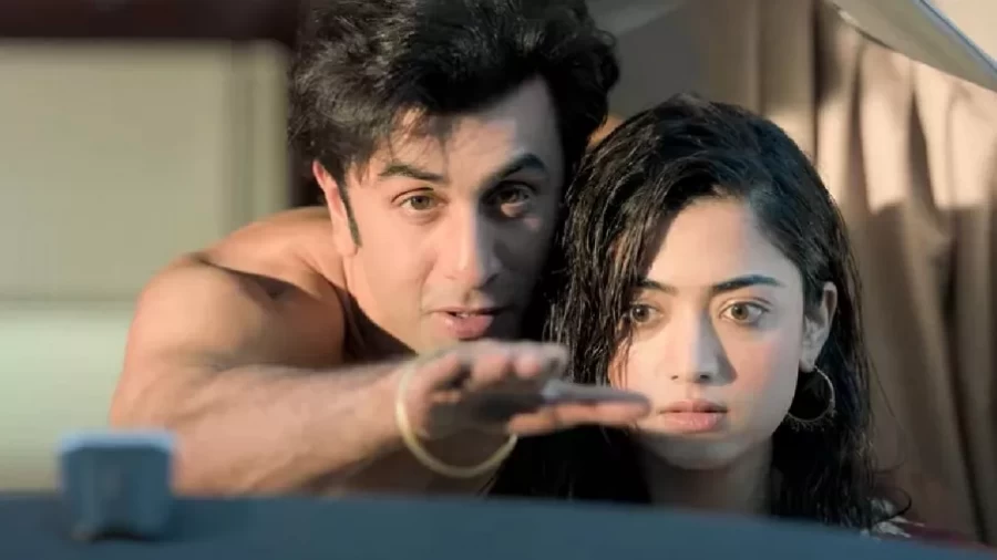 Animal Movie: Rashmika Mandanna and Ranbir Kapoor crossed the limits of  romance in Animal, 'Hua Main' song went viral