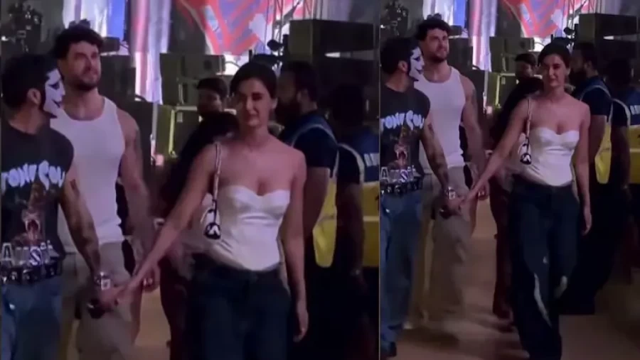 Relationship Official? Disha Patani and Talwinder Spotted Holding Hands