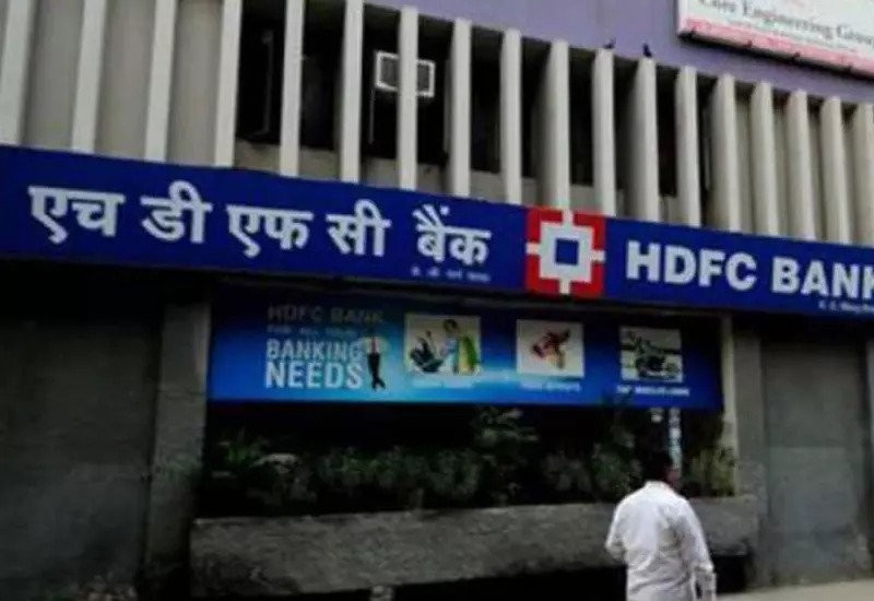 credit-card-charges-hdfc-bank-revised-fee-structure-and-reward-point-system