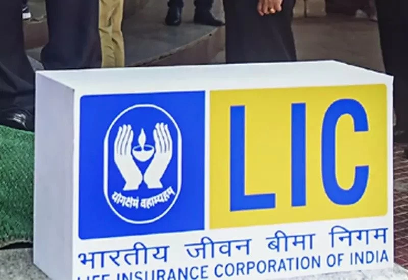 Lic: LIC launches Jeevan Kiran - A term plan with return of total premium |  Know key benefits and features | Personal Finance News, ET Now