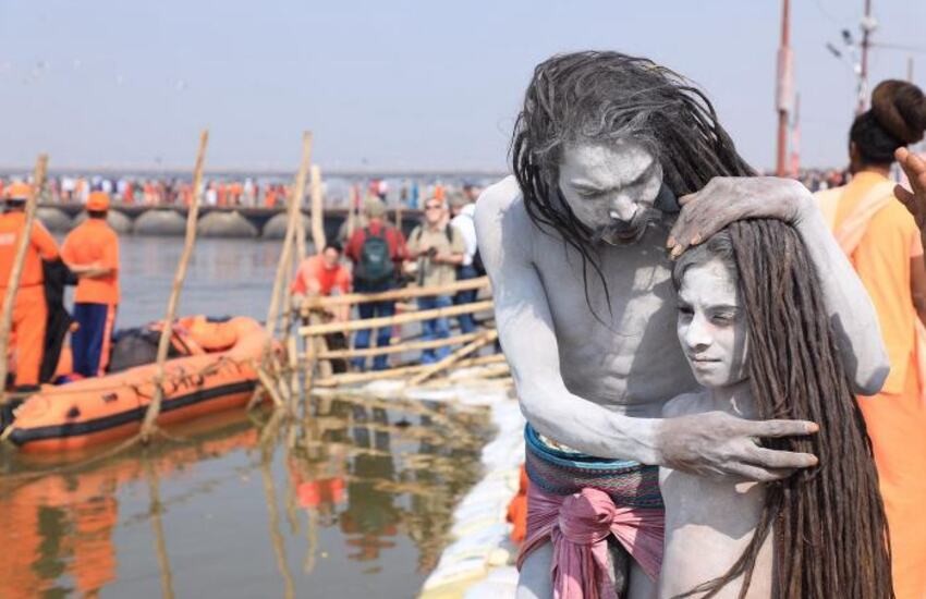 third-shahi-snan-at-haridwar-kumbh-who-are-naga-sadhus-and-how-are-they