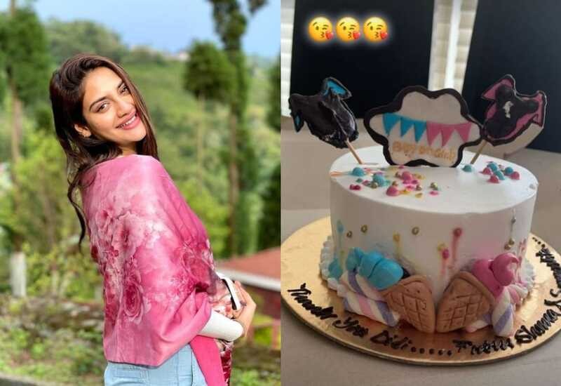 Karan Johar Birthday Celebrations: Little Munchkins Yash And Roohi Cut The  Cake as Mom Hirroo Johar Sings 'Happy Birthday' | India.com