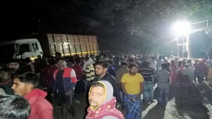 Ballia Bi Har Porn - Bihar News: Truck crushed 20 people mercilessly in Bihar's Vaishali, 12  people died, 10 in critical condition