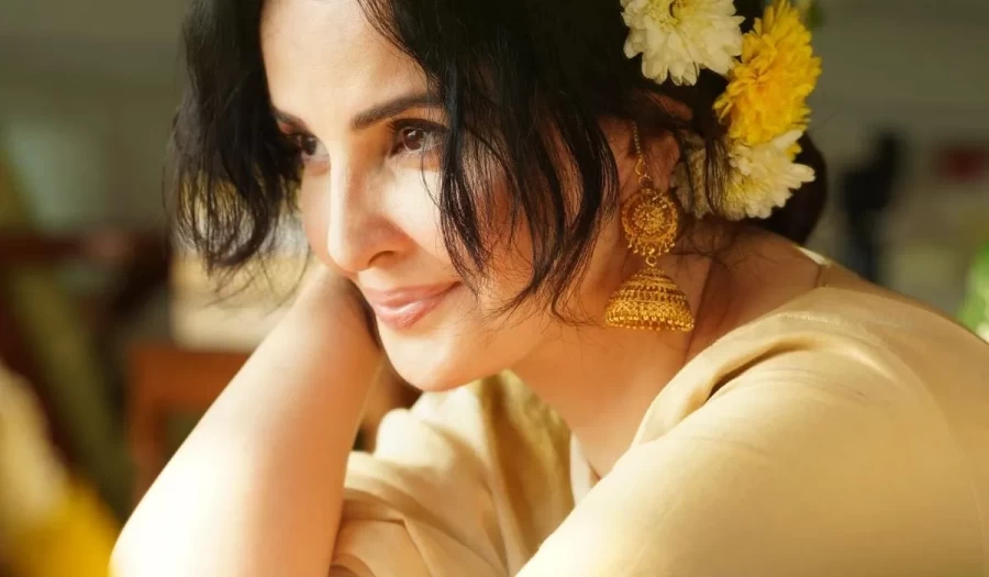 Rukhsar Rehman Life Story: Mother at 19, Divorce Struggles, and Comeback with Salman Khan